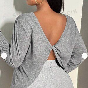 NWOT - Long Sleeve Back Twist Tee Shirt US 12